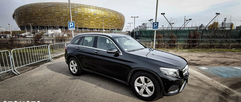 Mercedes-Benz GLC cena 99999 przebieg: 212346, rok produkcji 2017 z Gdańsk małe 121